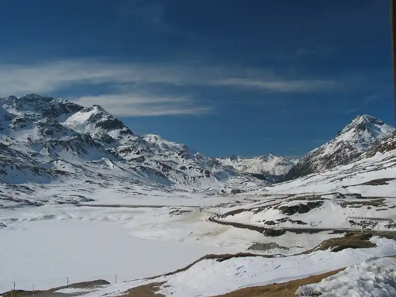 Passstrasse am Berninapass