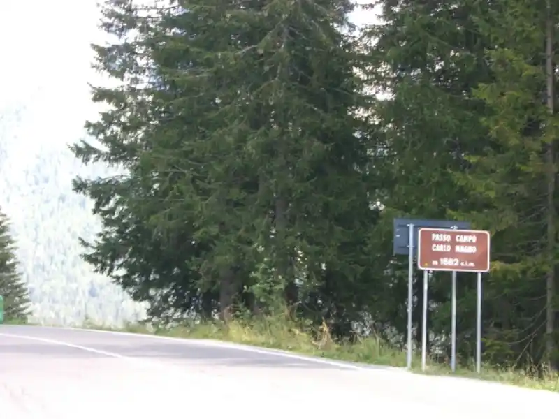 Passstrasse am Campo Carlo Magno