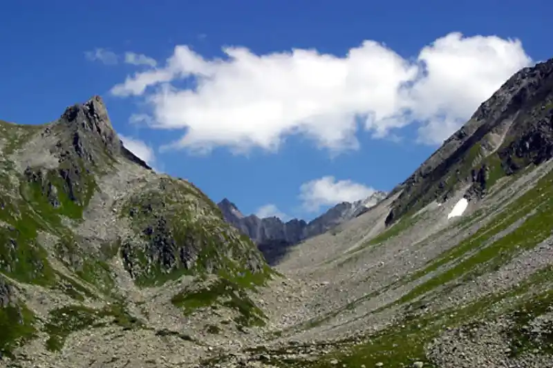 Passstrasse am Chrüzlipass