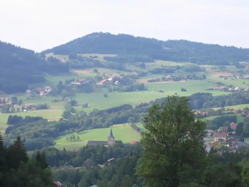 Passstrasse am Col de Cou (Haute-Savoie)