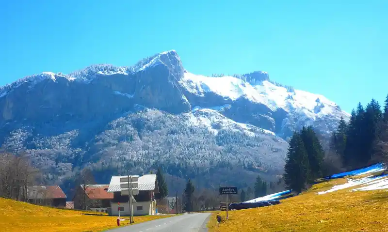 Passstrasse am Col de Jambaz