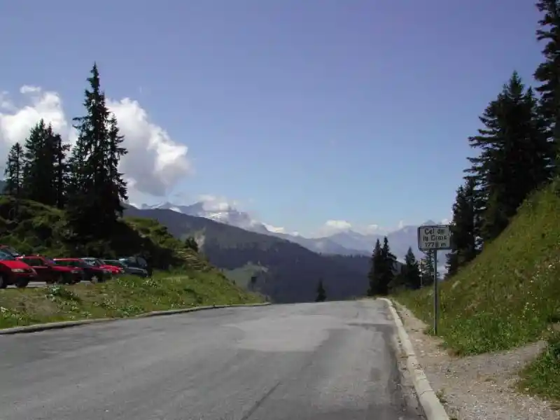 Passstrasse am Col de la Croix