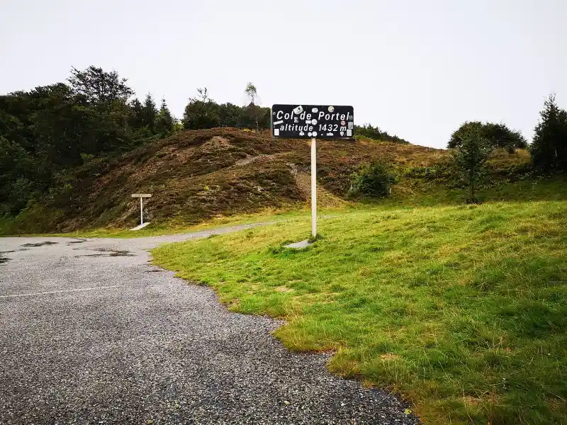 Passstrasse am Col de Portel