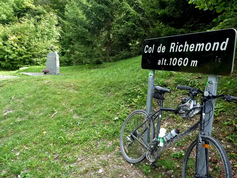 Passstrasse am Col de Richemond