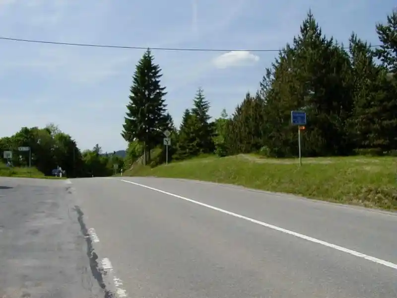Passstrasse am Col des Etroits