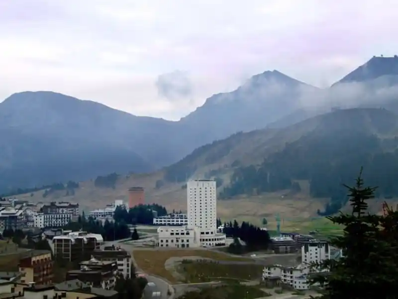 Passstrasse am Colle Sestriere