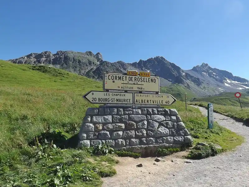 Passstrasse am Cormet de Roselend