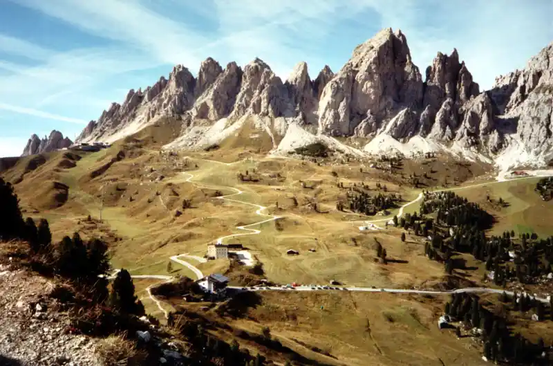 Passstrasse am Grödner Joch