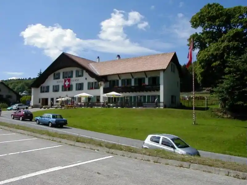 Passstrasse am La Tourne