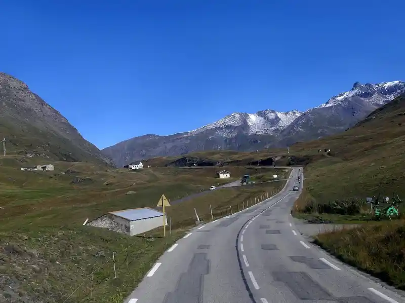 Passstrasse am Mont-Cenis-Pass