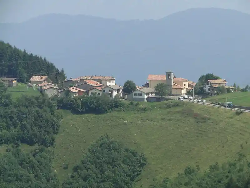 Passstrasse am Passo di Ganda