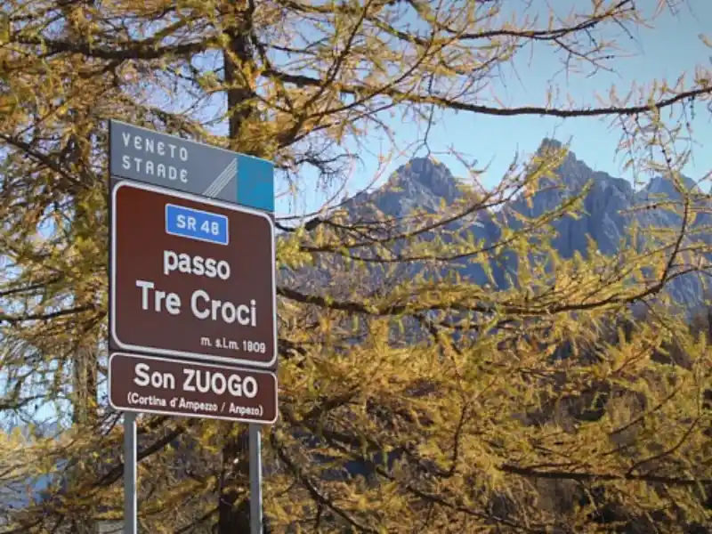 Passstrasse am Passo Tre Croci