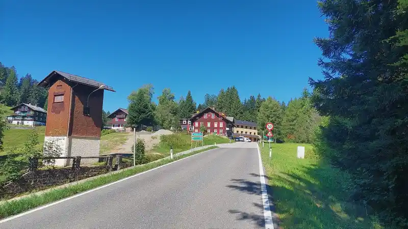 Passstrasse am Sausteigpass
