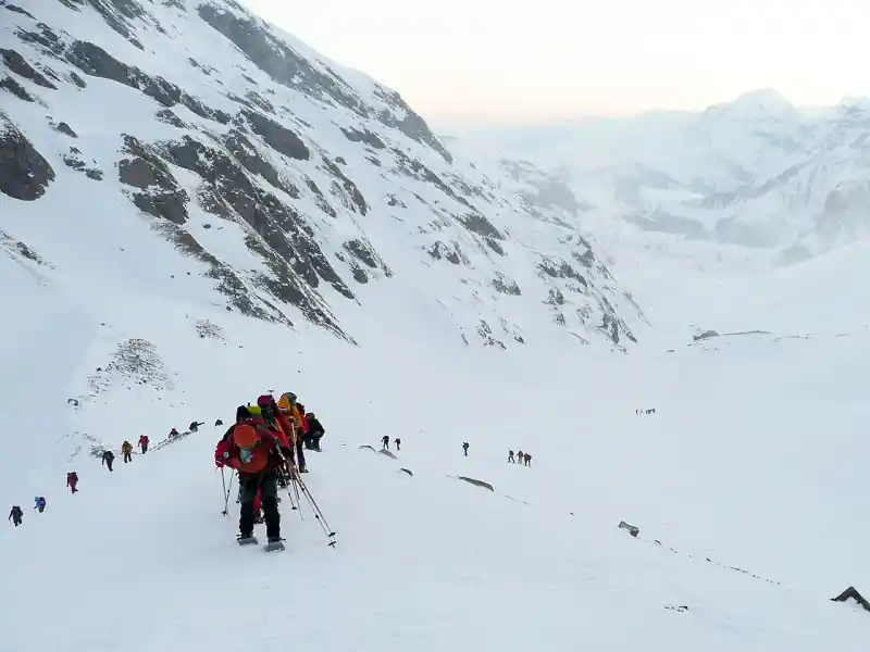 Passstrasse am Schnidejoch