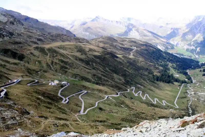 Passstrasse am Splügenpass